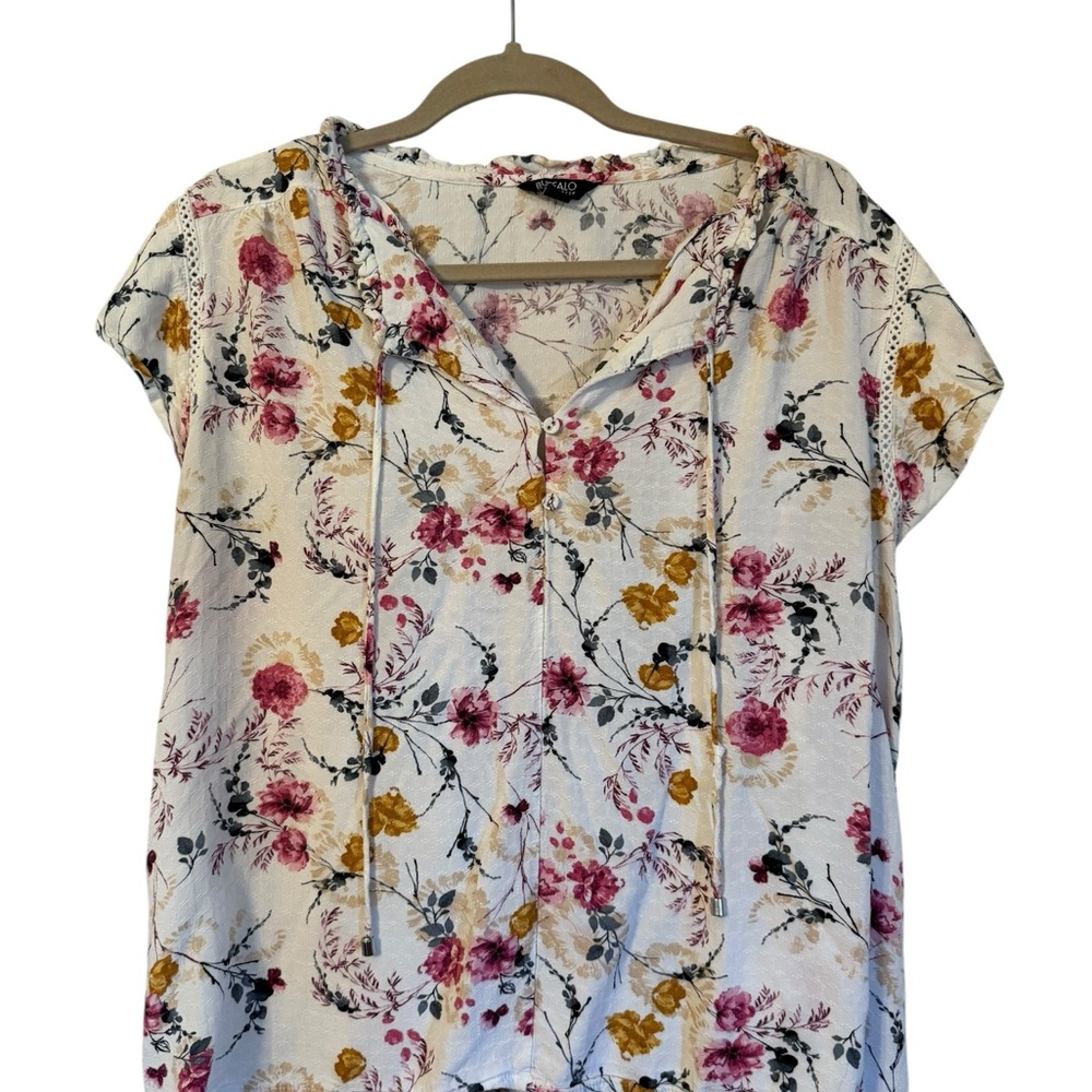 🌸 Buffalo David Bitton Floral Blouse - Size L